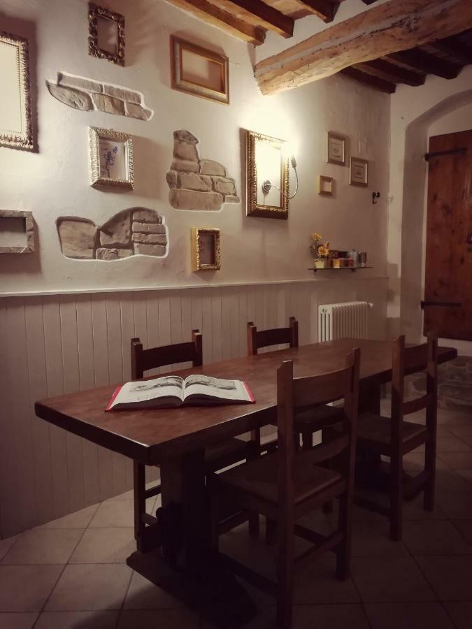 Nero Gioconda Hotel Anghiari Bagian luar foto